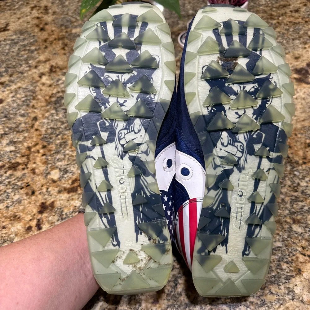 Saucony Jazz Low Pro Sneakers - Picture 13 of 15